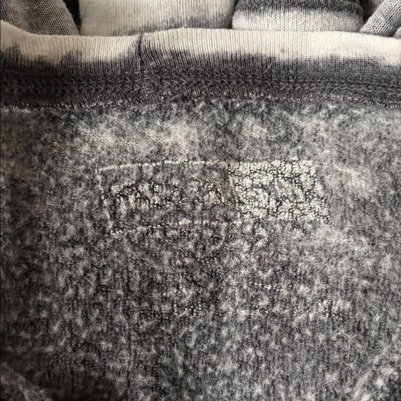 Troll Co sweater - Picture 3 of 3